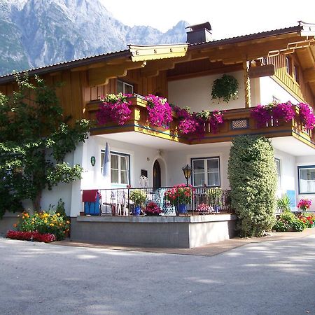 Gaestehaus Huber Leogang Exterior foto